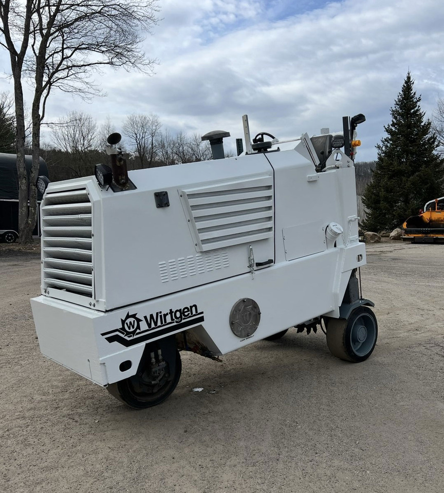 Ditch Witch W 500 - Máy bào lạnh: hình 3 Ditch Witch W 500 - Máy bào lạnh: hình 3