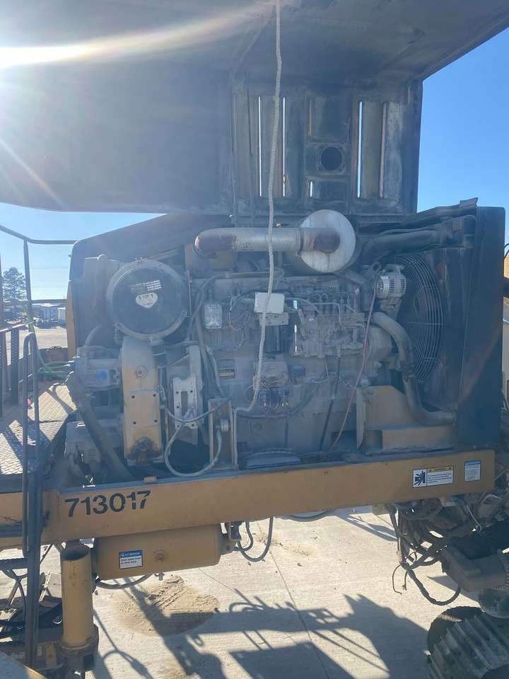 Gomaco Commander III - Máy trải bê tông xi măng: hình 5 Gomaco Commander III - Máy trải bê tông xi măng: hình 5