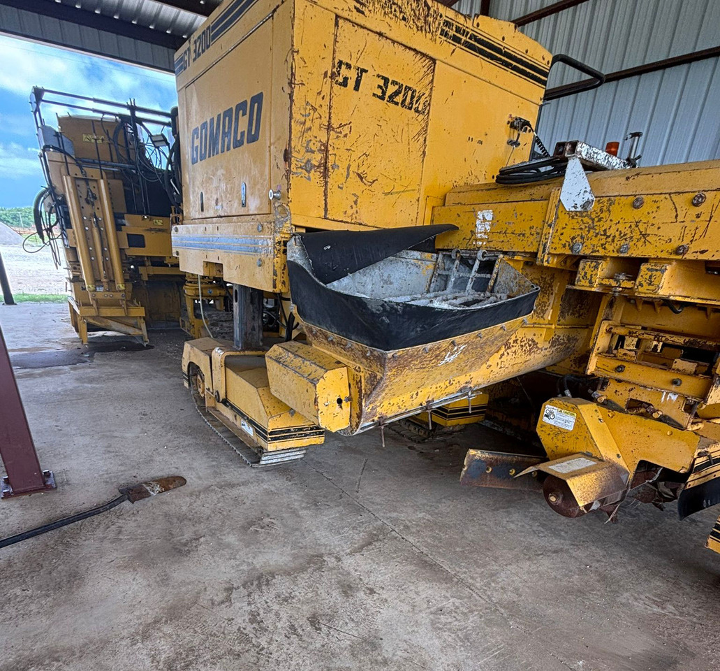 Gomaco GT-3200 - Máy lát nhựa đường: hình 4 Gomaco GT-3200 - Máy lát nhựa đường: hình 4