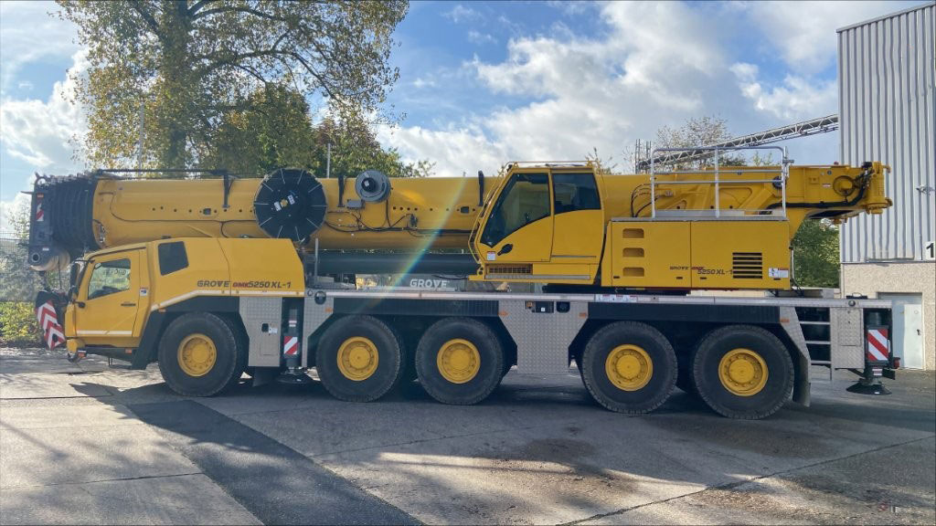 Grove GMK 5250 XL-1 - Cẩu bánh lốp: hình 1 Grove GMK 5250 XL-1 - Cẩu bánh lốp: hình 1