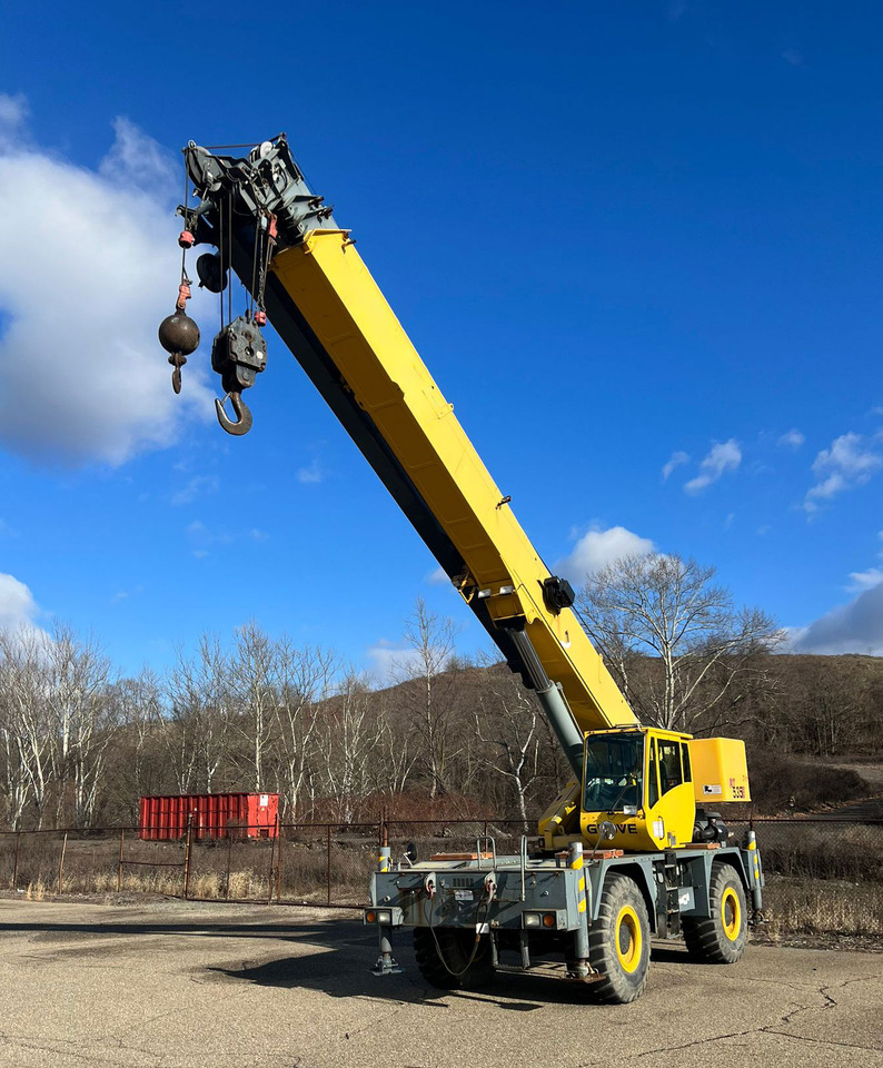 Grove RT535E - Cẩu địa hình: hình 1 Grove RT535E - Cẩu địa hình: hình 1