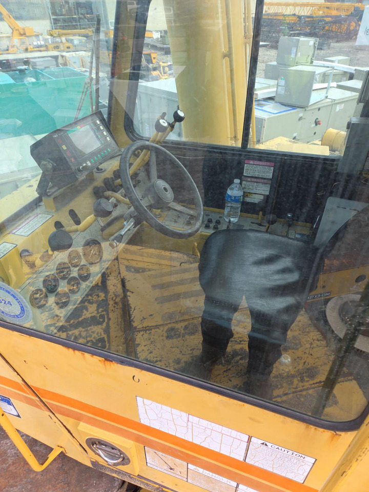Grove RT750 - Cẩu bánh lốp: hình 4 Grove RT750 - Cẩu bánh lốp: hình 4