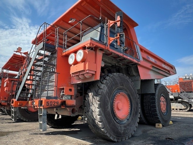 Hitachi EH3500ACII - Xe ben đổ: hình 1 Hitachi EH3500ACII - Xe ben đổ: hình 1