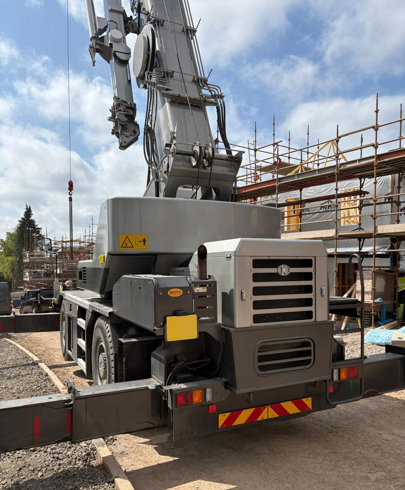 Kato CR-350Ri - Cẩu bánh lốp: hình 3 Kato CR-350Ri - Cẩu bánh lốp: hình 3