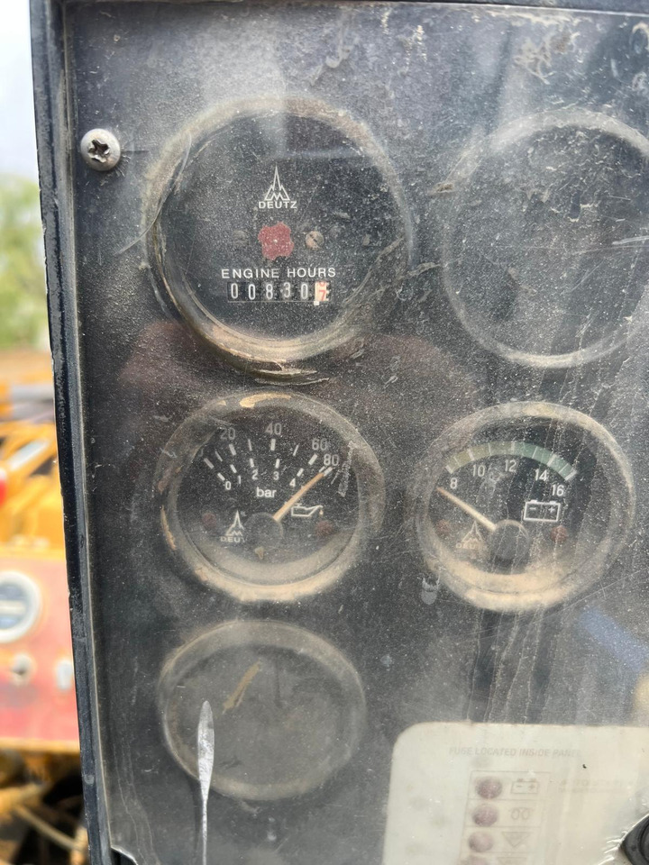 Leeboy 8000T - Máy lát nhựa đường: hình 5 Leeboy 8000T - Máy lát nhựa đường: hình 5