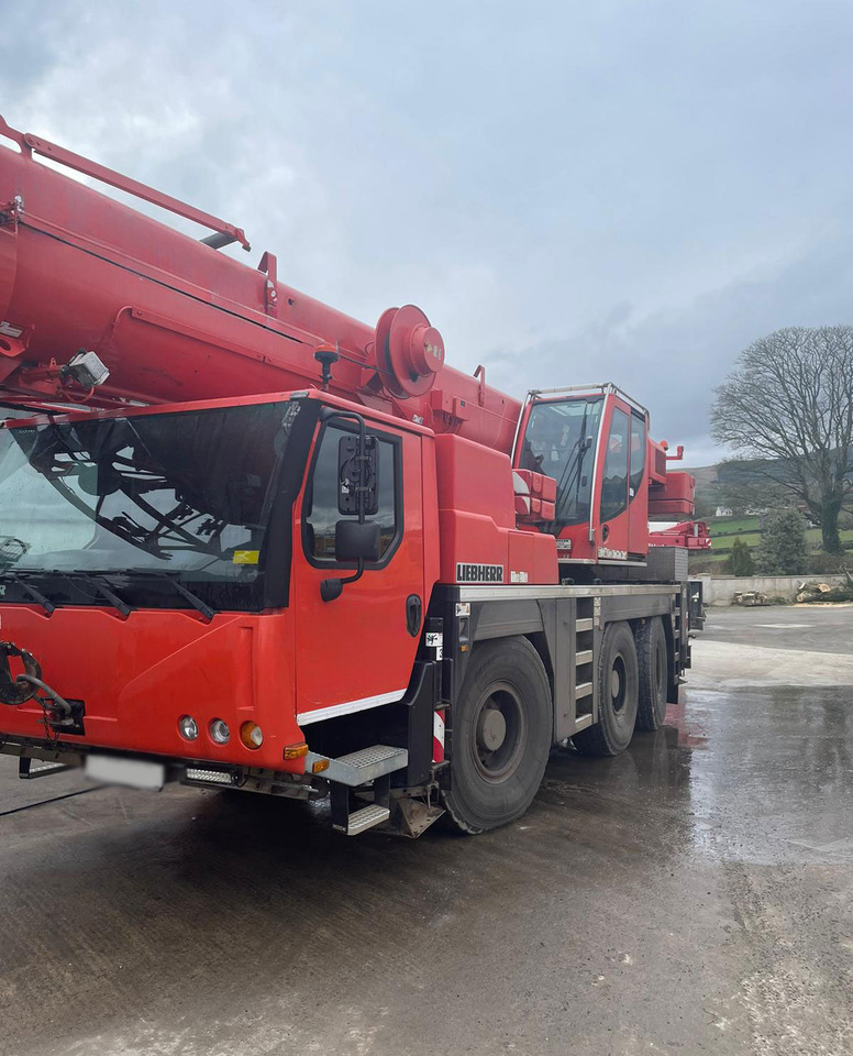 Liebherr LTM 1055-3.1 - Cẩu bánh lốp: hình 2 Liebherr LTM 1055-3.1 - Cẩu bánh lốp: hình 2