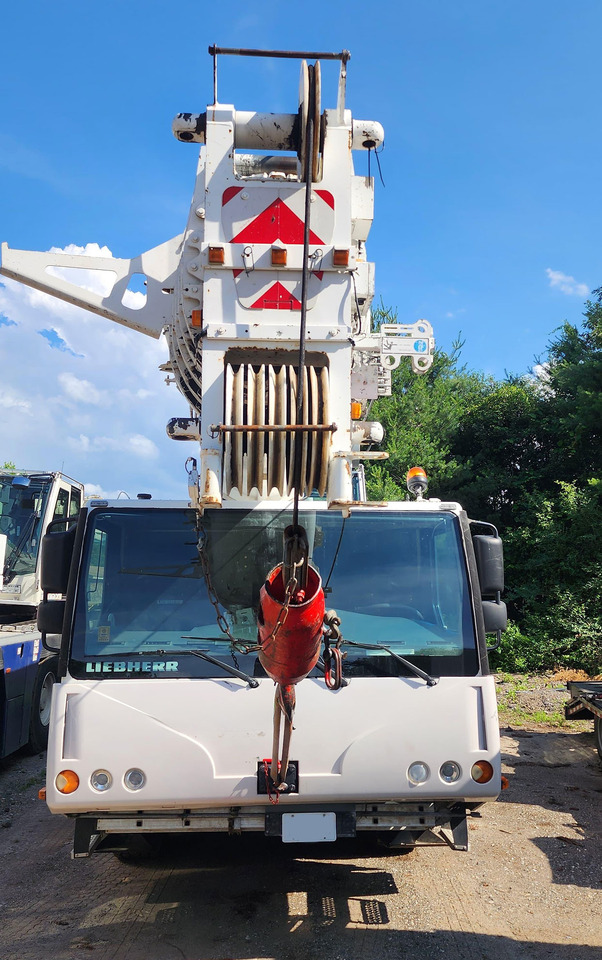 Liebherr LTM 1070-4.2 - Cẩu bánh lốp: hình 4 Liebherr LTM 1070-4.2 - Cẩu bánh lốp: hình 4