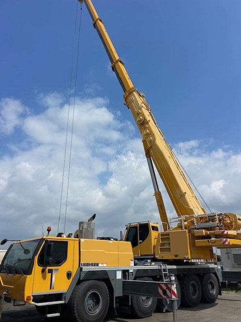 Liebherr LTM 1100-5.2 - Cẩu bánh lốp: hình 1 Liebherr LTM 1100-5.2 - Cẩu bánh lốp: hình 1