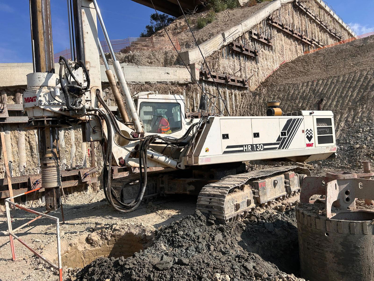 MAIT HR180 - Máy đóng cọc: hình 1 MAIT HR180 - Máy đóng cọc: hình 1