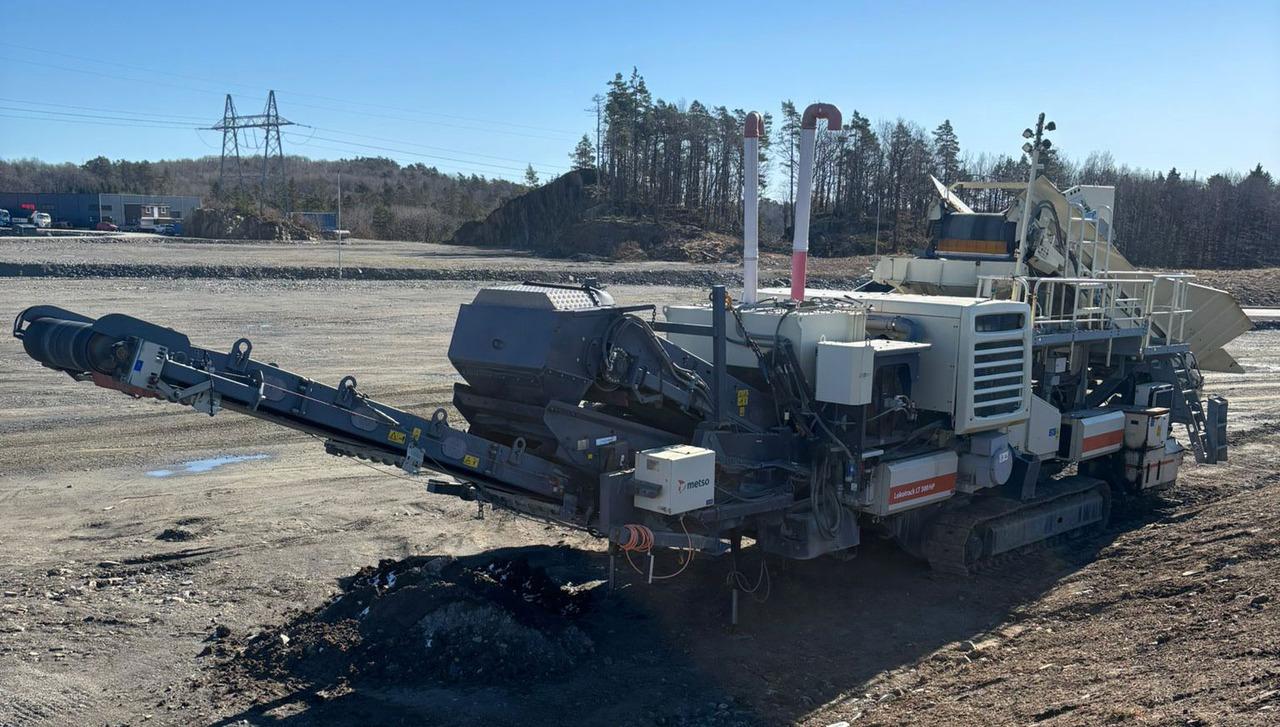 Metso LT 300 HPS - Máy nghiền hình nón: hình 2 Metso LT 300 HPS - Máy nghiền hình nón: hình 2