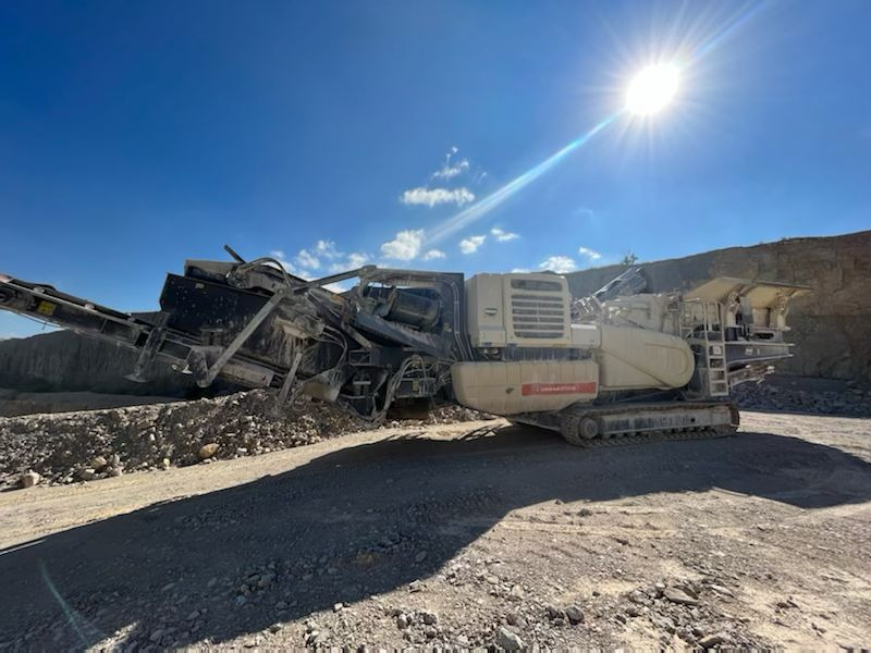 Metso LT1213S - Máy nghiền tác động: hình 2 Metso LT1213S - Máy nghiền tác động: hình 2