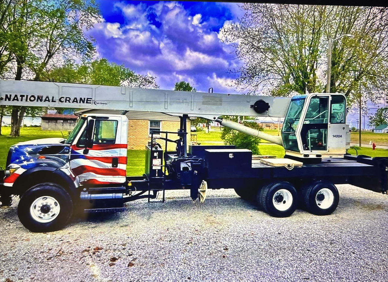 National 1400a - Cẩu bánh lốp: hình 2 National 1400a - Cẩu bánh lốp: hình 2