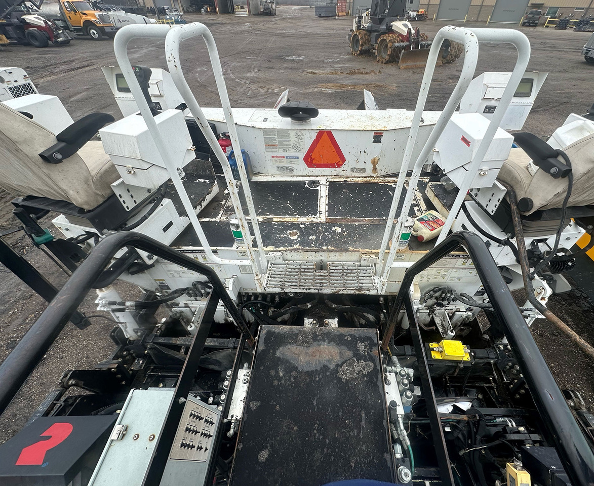 Máy lát nhựa đường Roadtec RP-195e: hình 6 Máy lát nhựa đường Roadtec RP-195e: hình 6