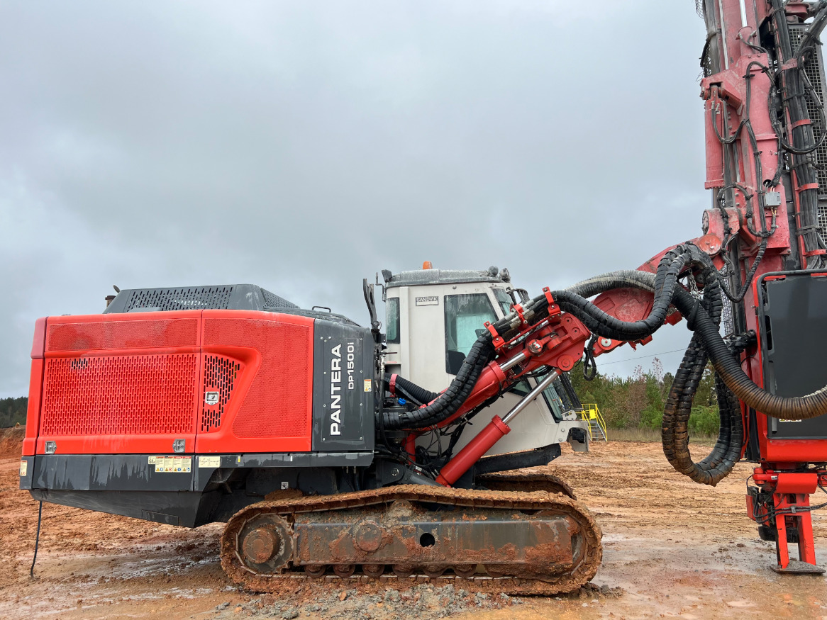 Sandvik DP1500i - Giàn khoan: hình 4 Sandvik DP1500i - Giàn khoan: hình 4