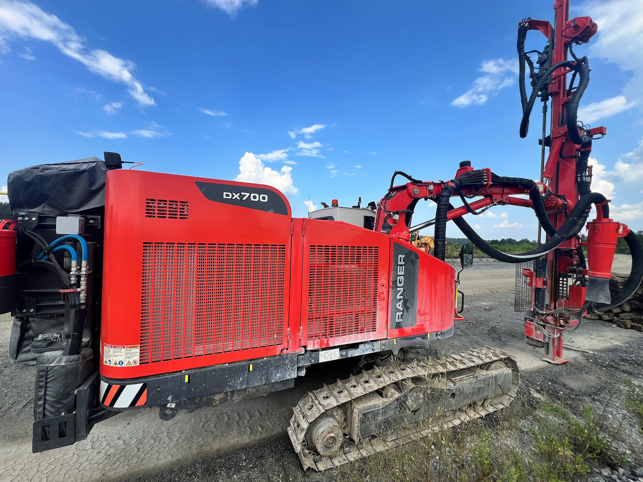 Sandvik DX700 - Giàn khoan: hình 3 Sandvik DX700 - Giàn khoan: hình 3