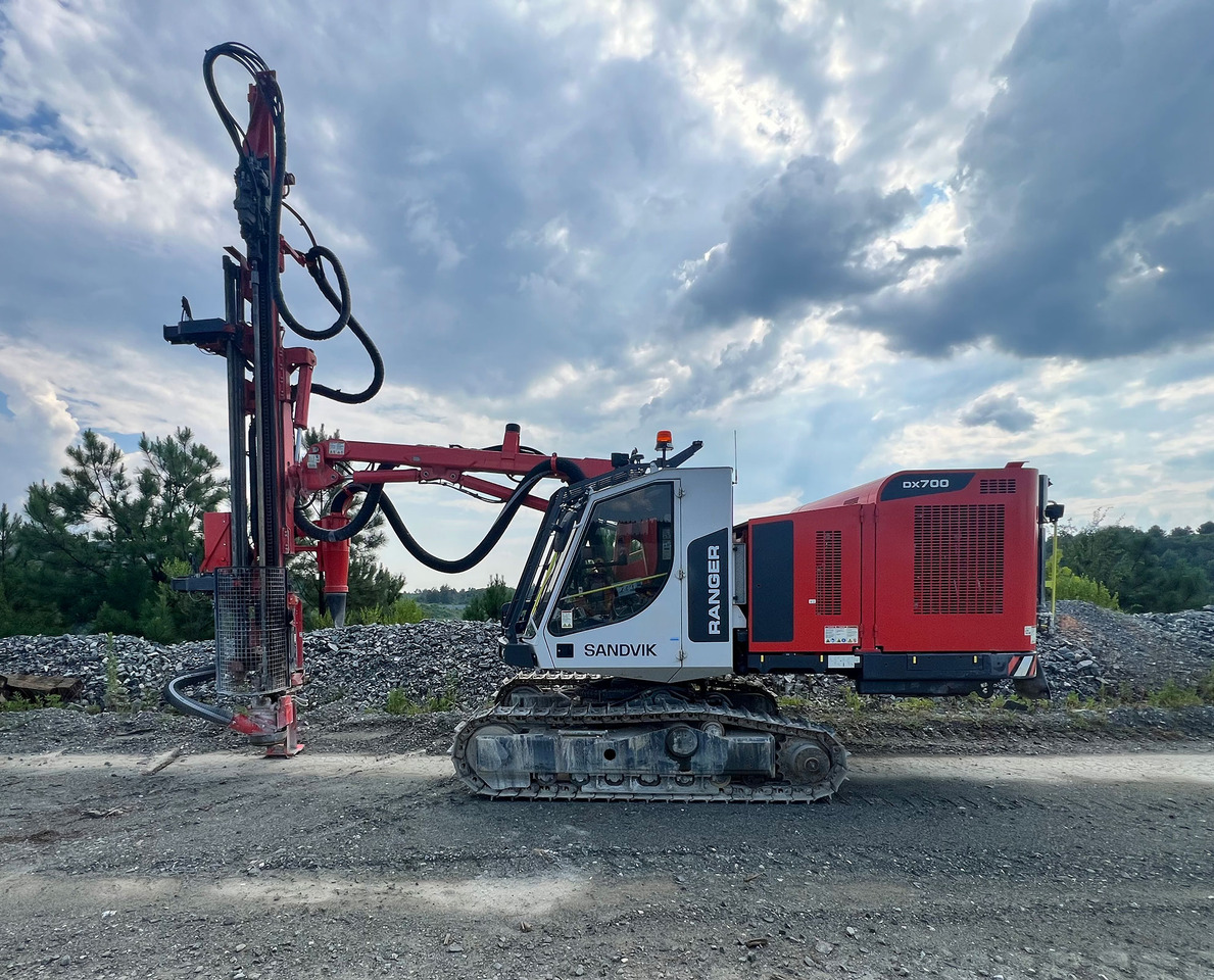 Sandvik DX700 - Giàn khoan: hình 1 Sandvik DX700 - Giàn khoan: hình 1