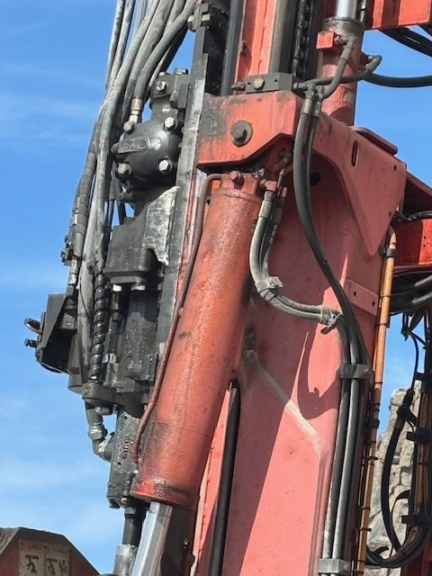 Sandvik DX800 - Giàn khoan: hình 5 Sandvik DX800 - Giàn khoan: hình 5