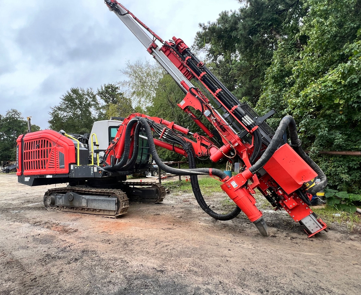 Sandvik DX900i - Giàn khoan: hình 3 Sandvik DX900i - Giàn khoan: hình 3