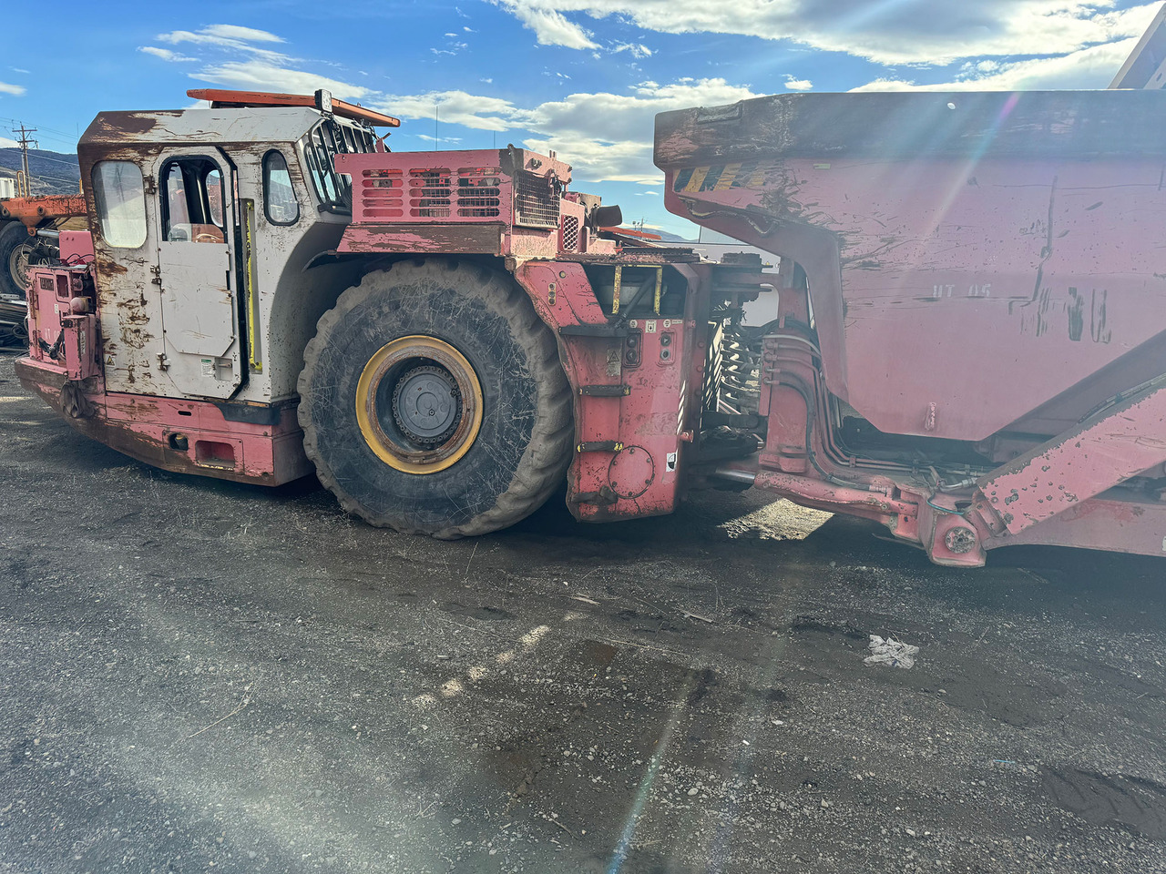 Sandvik TH430 - Máy móc đào mỏ: hình 2 Sandvik TH430 - Máy móc đào mỏ: hình 2