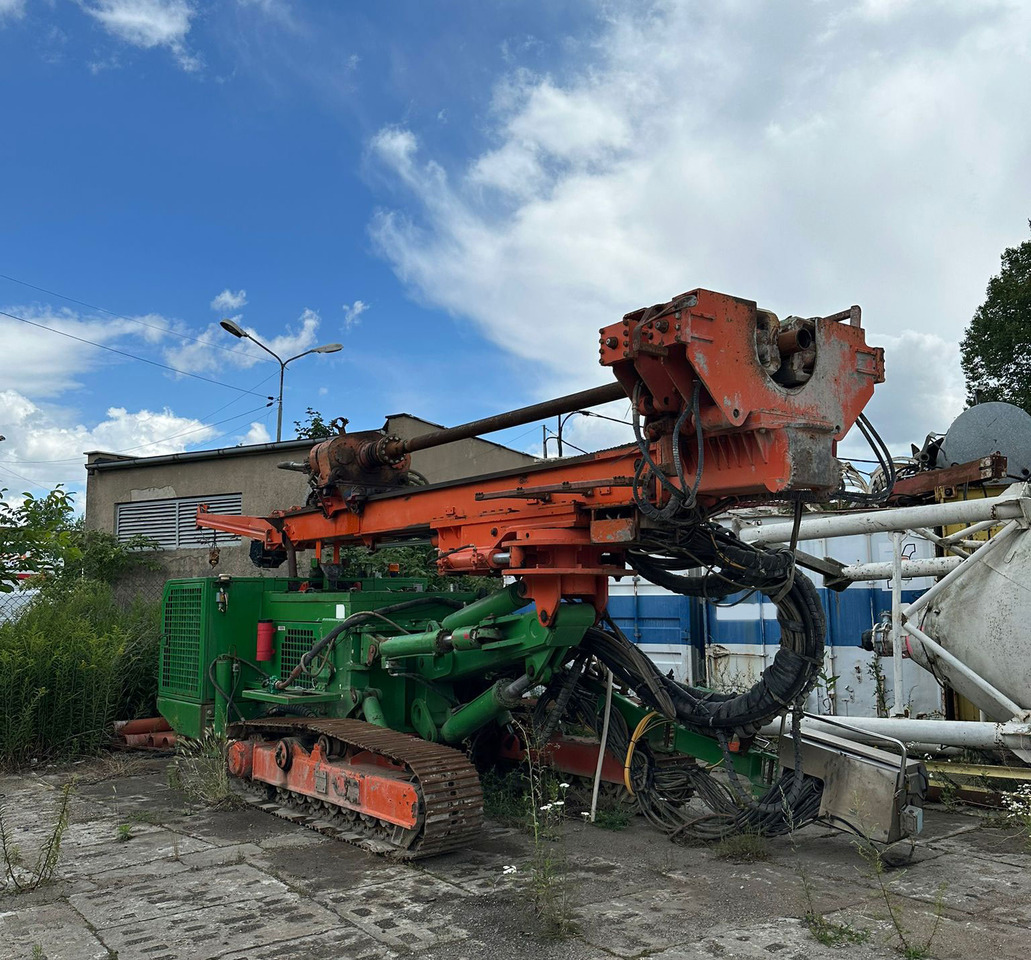Soilmec SM-14 - Máy đóng cọc: hình 3 Soilmec SM-14 - Máy đóng cọc: hình 3