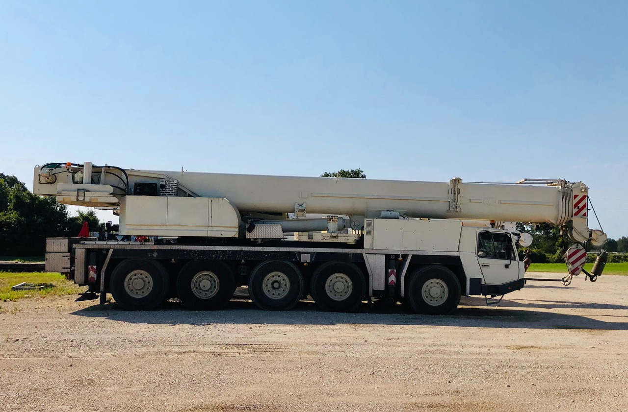 Tadano ATF 110G-5 - Cẩu bánh lốp: hình 3 Tadano ATF 110G-5 - Cẩu bánh lốp: hình 3