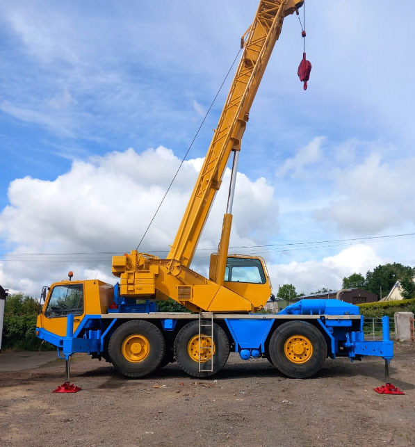 Tadano Faun RTF 40-3 - Cẩu bánh lốp: hình 1 Tadano Faun RTF 40-3 - Cẩu bánh lốp: hình 1