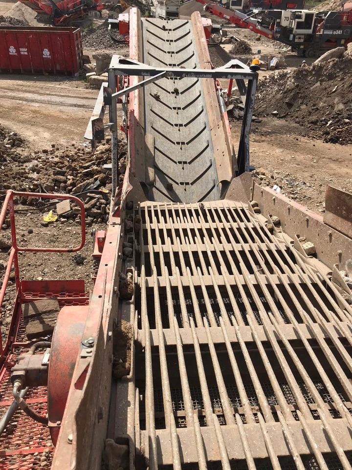 Terex Finlay 883 - Máy sàng: hình 5 Terex Finlay 883 - Máy sàng: hình 5