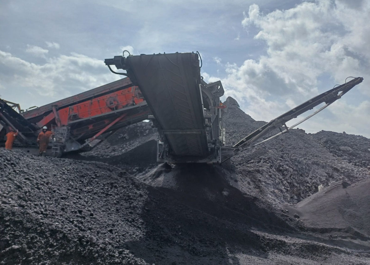 Terex Finlay C-1540 - Máy nghiền hình nón: hình 5 Terex Finlay C-1540 - Máy nghiền hình nón: hình 5