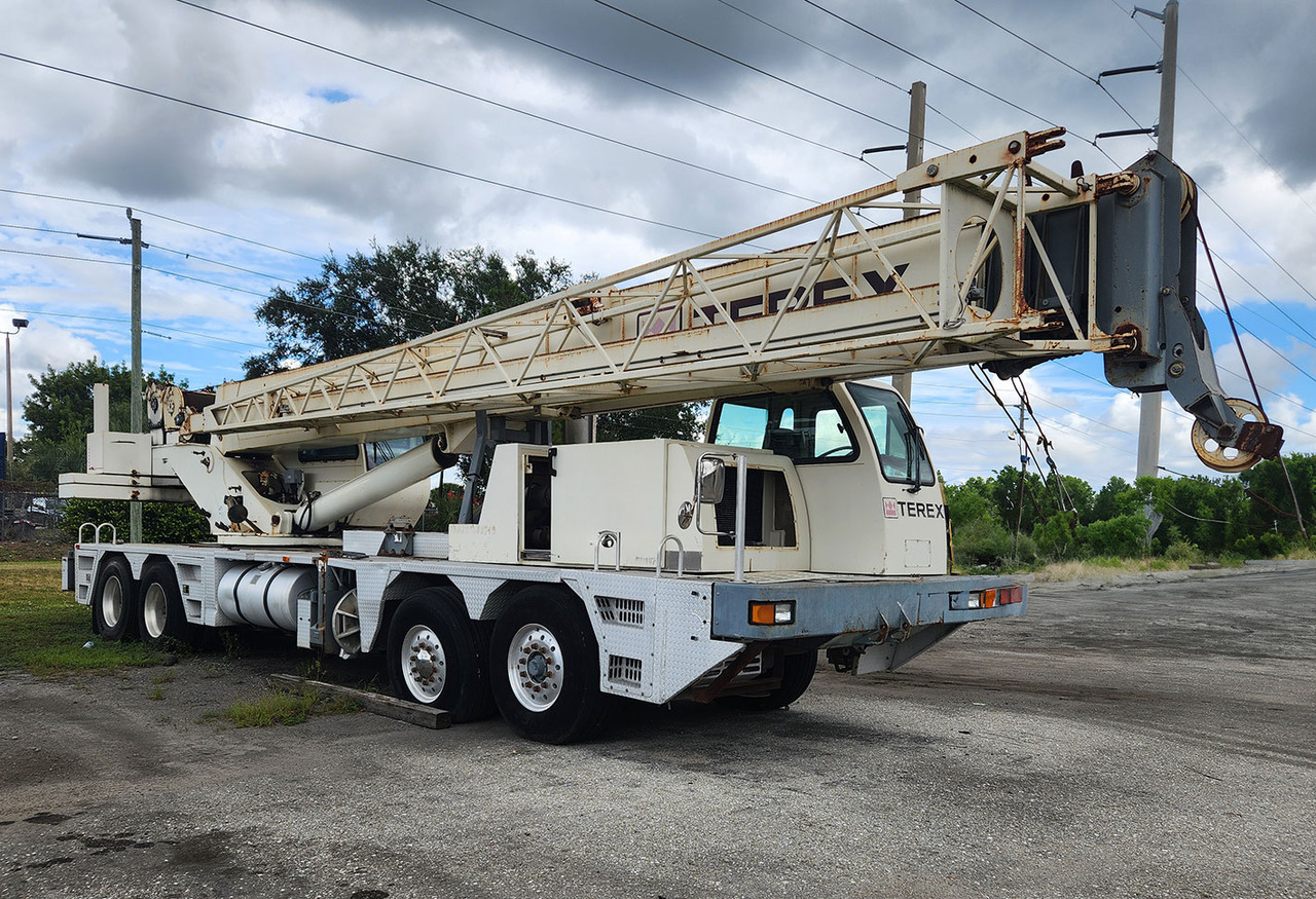 Terex T560 - Cẩu bánh lốp: hình 3 Terex T560 - Cẩu bánh lốp: hình 3