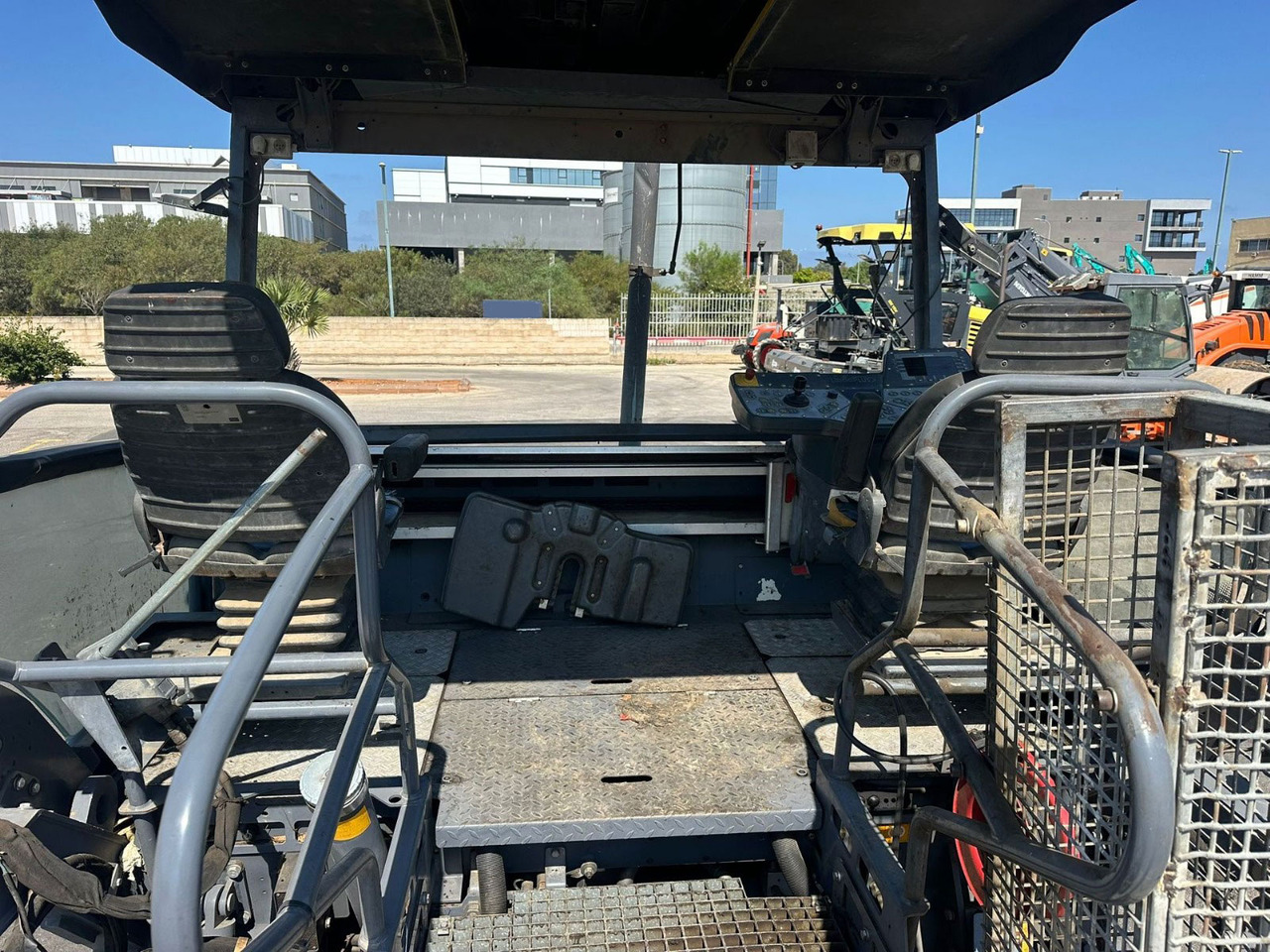 Vogele 2100-3i - Máy lát nhựa đường: hình 5 Vogele 2100-3i - Máy lát nhựa đường: hình 5