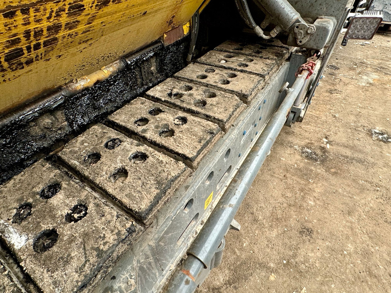 Vogele Super 1800-3i - Máy lát nhựa đường: hình 5 Vogele Super 1800-3i - Máy lát nhựa đường: hình 5