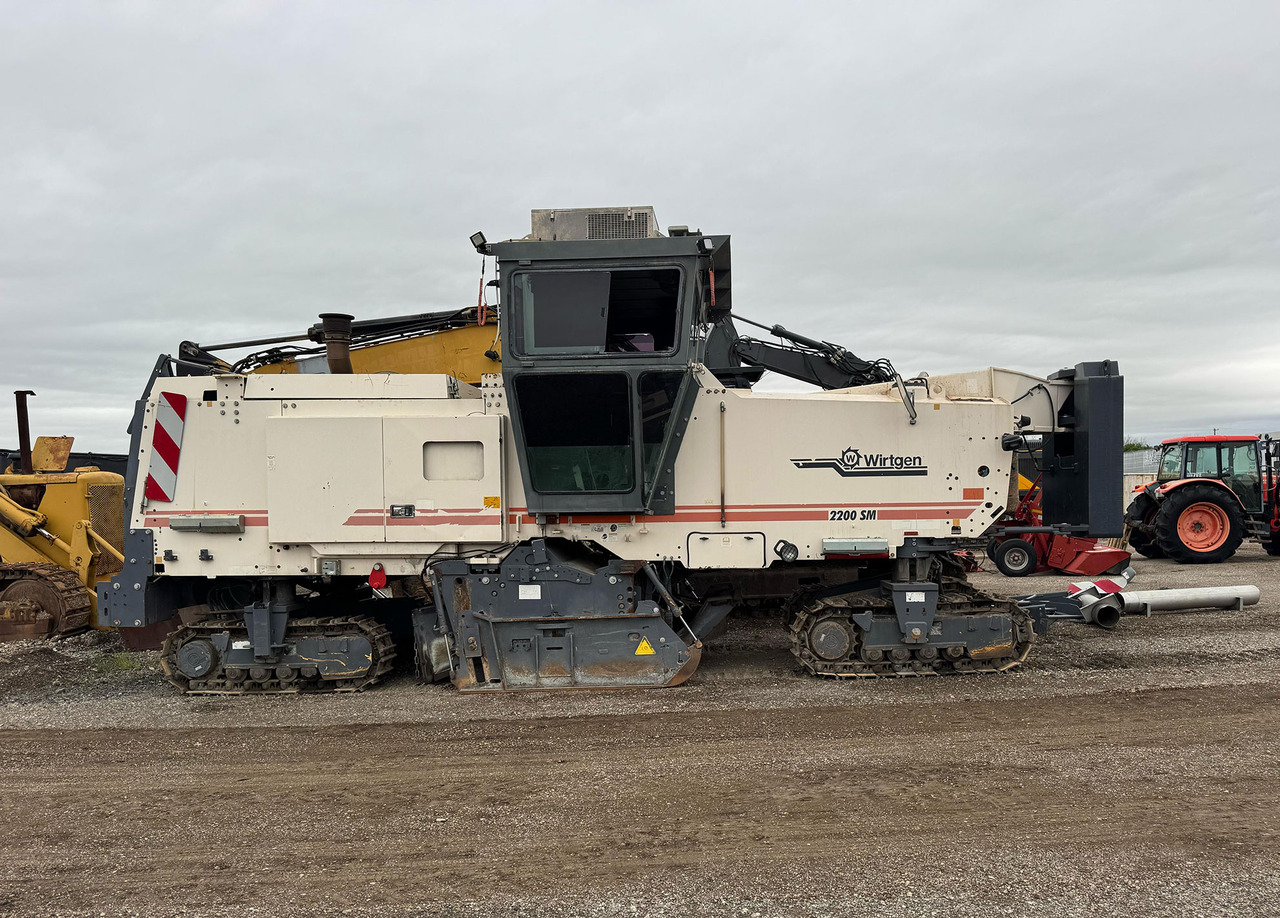 Wirtgen 2200 SM - Máy bào lạnh: hình 1 Wirtgen 2200 SM - Máy bào lạnh: hình 1