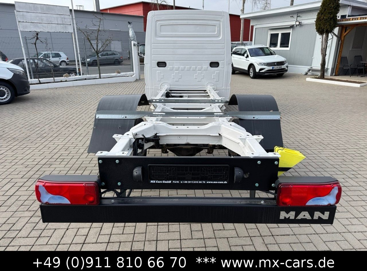 Xe tải nhỏ MAN TGE 5.180 Chassis 3,5 t - 5,0 t. - 2 Stück 3.180: hình 6