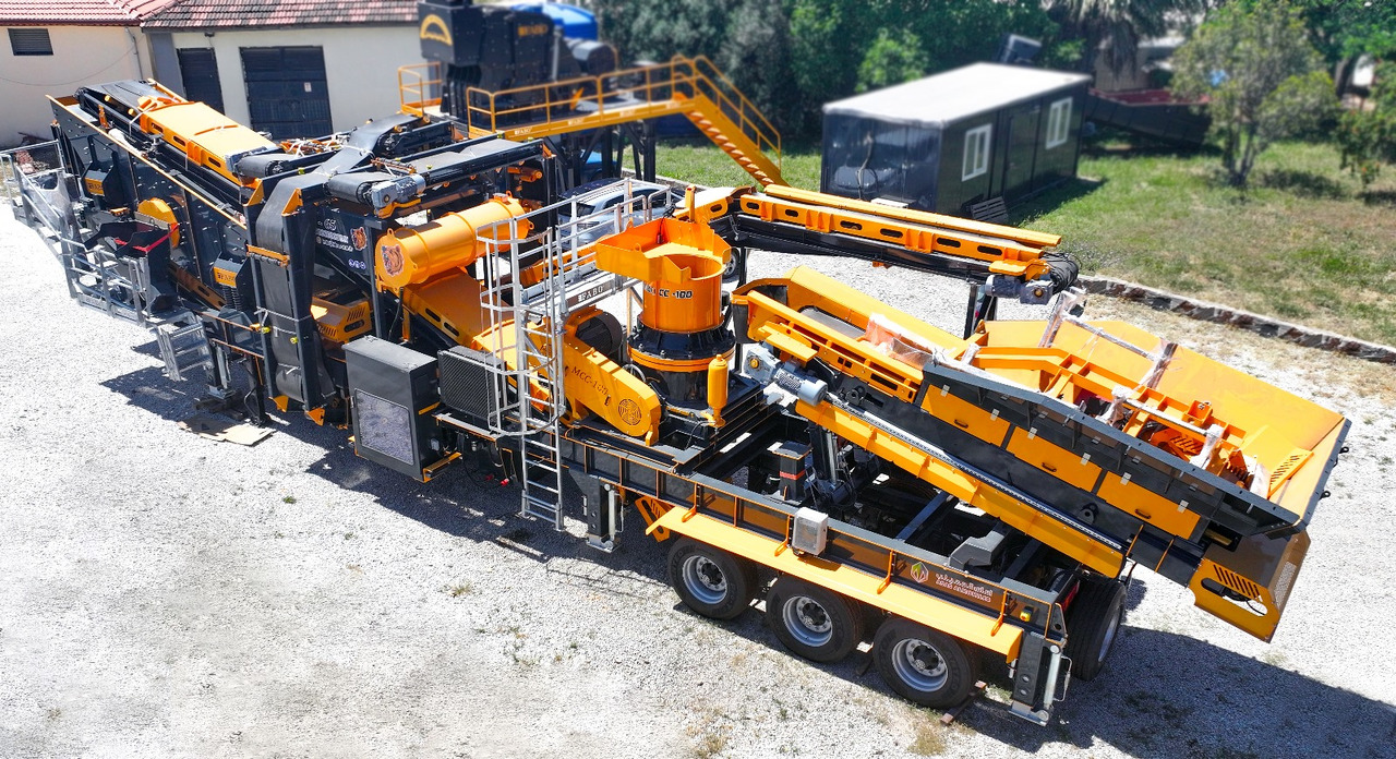 FABO Mobile crusher - Máy nghiền di động: hình 2 FABO Mobile crusher - Máy nghiền di động: hình 2