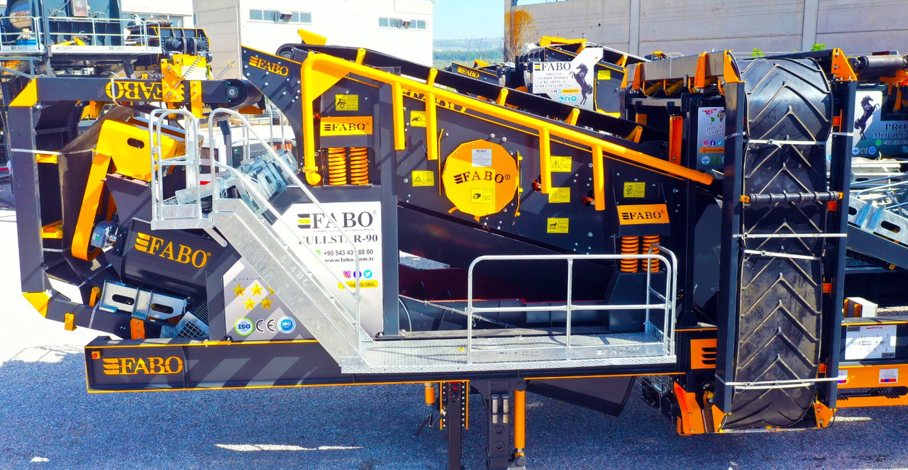 FABO Mobile crusher - Máy nghiền di động: hình 3 FABO Mobile crusher - Máy nghiền di động: hình 3
