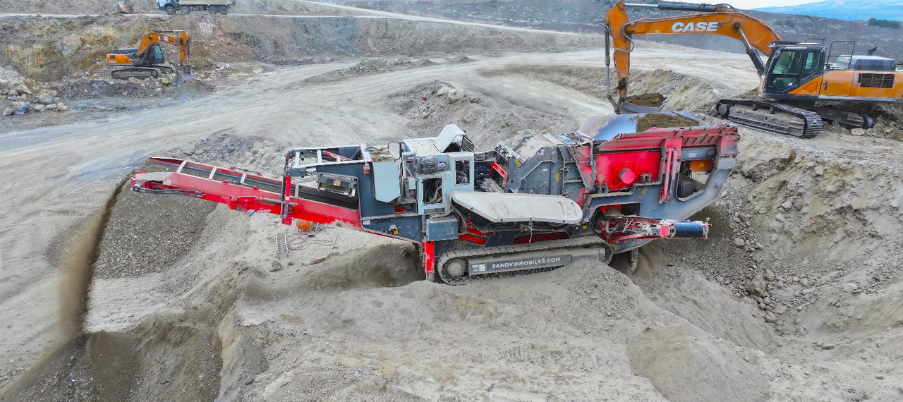 FABO USED SANDVIK MOBILE CRAWLER 140 PDK CRUSHER - Máy nghiền di động: hình 1 FABO USED SANDVIK MOBILE CRAWLER 140 PDK CRUSHER - Máy nghiền di động: hình 1
