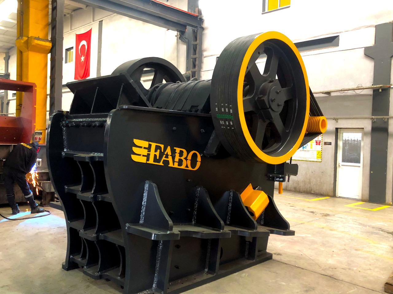 FABO jaw crusher - Máy nghiền hàm: hình 1 FABO jaw crusher - Máy nghiền hàm: hình 1