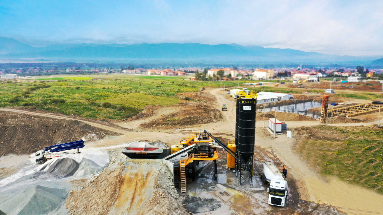 FABO mobile concrete batching plant - Trạm trộn bê tông: hình 4 FABO mobile concrete batching plant - Trạm trộn bê tông: hình 4