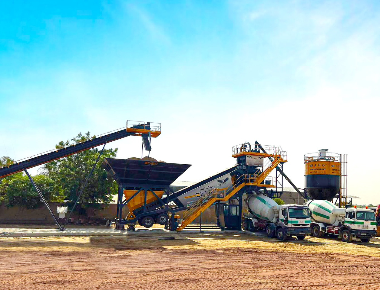 FABO mobile concrete batching plant - Trạm trộn bê tông: hình 2 FABO mobile concrete batching plant - Trạm trộn bê tông: hình 2