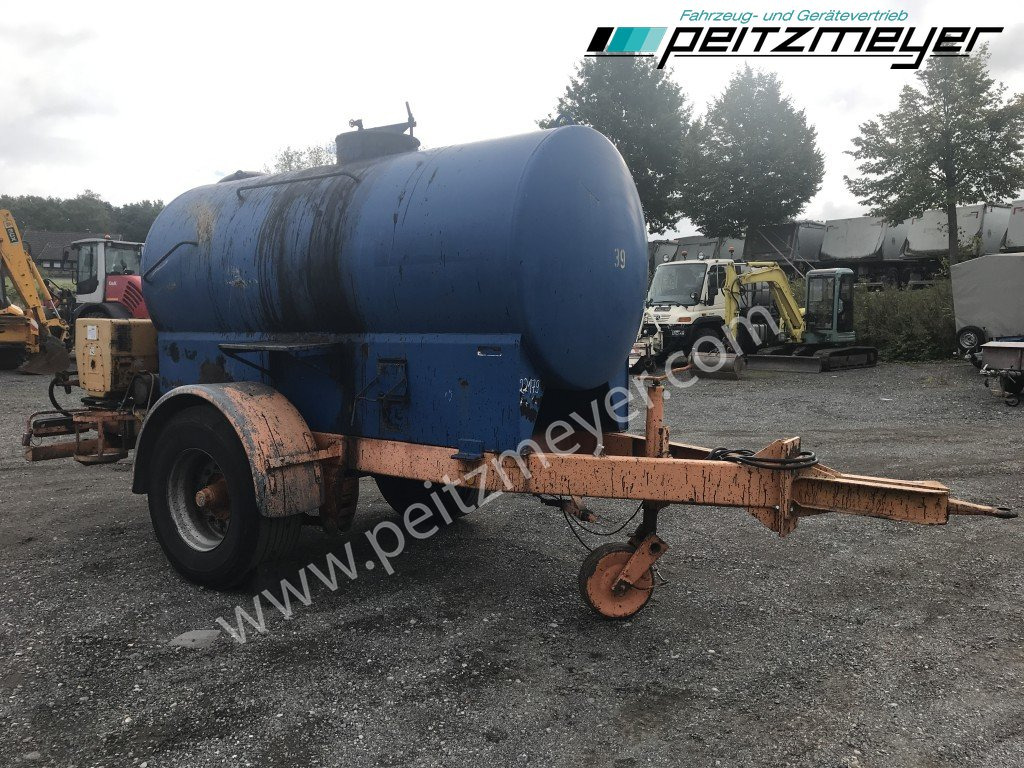 BATHE 1 Achs Anhänger Bitum / Teerkocher ST 5 E - 4,8 m³ zGG 9,5 t. - Máy phun nhựa đường: hình 4 BATHE 1 Achs Anhänger Bitum / Teerkocher ST 5 E - 4,8 m³ zGG 9,5 t. - Máy phun nhựa đường: hình 4