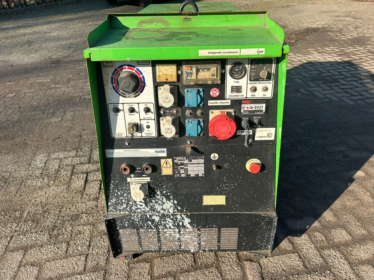 Boxer Mosa 12 kva Te huur Mosa aggregaat TS 350 X 12 kva - Bộ phát điện: hình 3 Boxer Mosa 12 kva Te huur Mosa aggregaat TS 350 X 12 kva - Bộ phát điện: hình 3