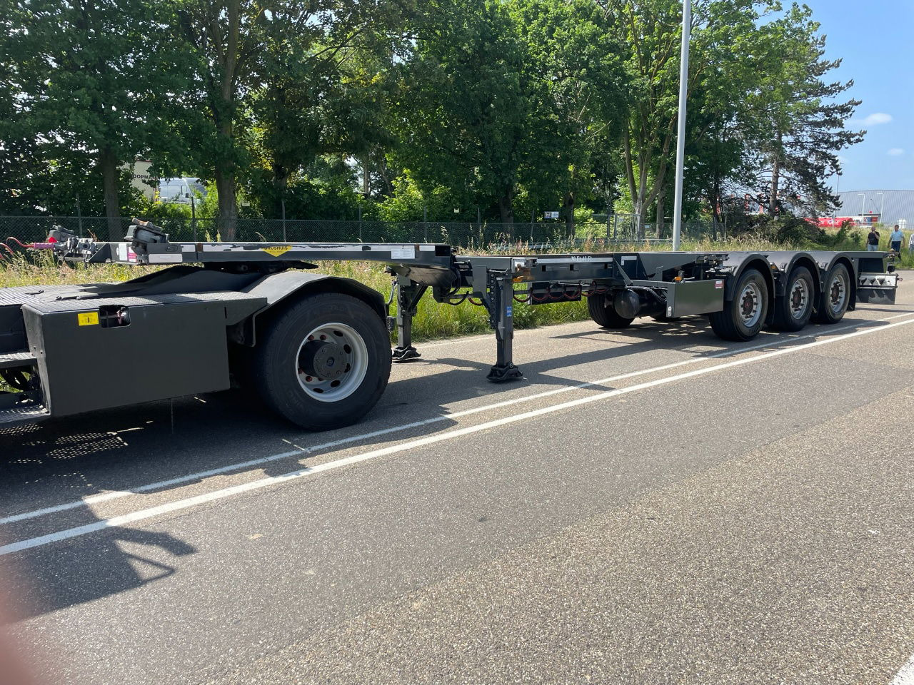 Broshuis Mfcc 20-30-40-45 FT HC / Disc brakes / Lifting axle / led /tuf 4-2026 - Xe chở container/ Sơ mi rơ moóc hoán đổi thân: hình 5 Broshuis Mfcc 20-30-40-45 FT HC / Disc brakes / Lifting axle / led /tuf 4-2026 - Xe chở container/ Sơ mi rơ moóc hoán đổi thân: hình 5