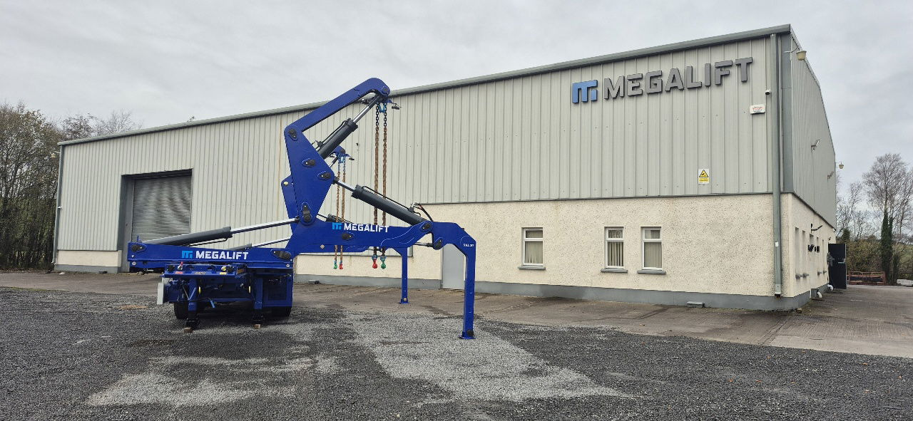 Mega NEW Megaliftt Sideloader / 35 tons lift capacity /20-40-45 HC/ Diesel engine / Gooseneck-extendable - Xe chở container/ Sơ mi rơ moóc hoán đổi thân: hình 2 Mega NEW Megaliftt Sideloader / 35 tons lift capacity /20-40-45 HC/ Diesel engine / Gooseneck-extendable - Xe chở container/ Sơ mi rơ moóc hoán đổi thân: hình 2