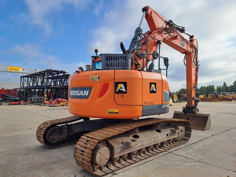 Doosan DX 235 LCR-5 - Máy xúc bánh xích: hình 4 Doosan DX 235 LCR-5 - Máy xúc bánh xích: hình 4