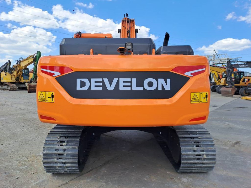 Doosan DX225LC-7M - Máy xúc bánh xích: hình 3 Doosan DX225LC-7M - Máy xúc bánh xích: hình 3