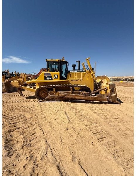 Komatsu D155A-6R (4 pieces available in Abu Dhabi) - Máy ủi: hình 2 Komatsu D155A-6R (4 pieces available in Abu Dhabi) - Máy ủi: hình 2
