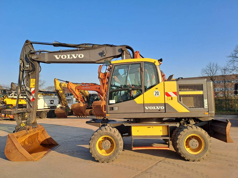 Volvo EW160E - Máy xúc bánh lốp: hình 1 Volvo EW160E - Máy xúc bánh lốp: hình 1