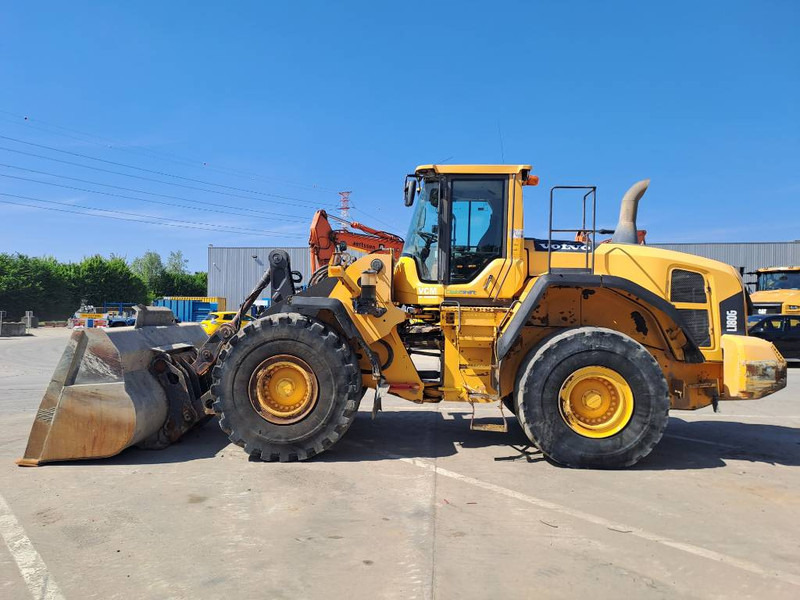 Volvo L180G - Máy xúc lật bánh lốp: hình 1 Volvo L180G - Máy xúc lật bánh lốp: hình 1