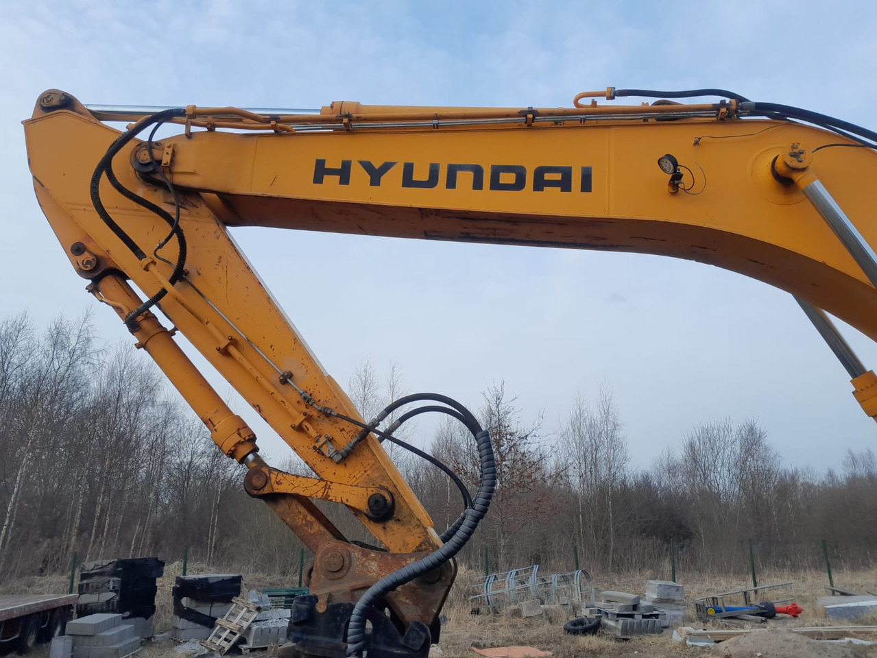 Hyundai 290LC-7 - Máy xúc bánh xích: hình 5 Hyundai 290LC-7 - Máy xúc bánh xích: hình 5