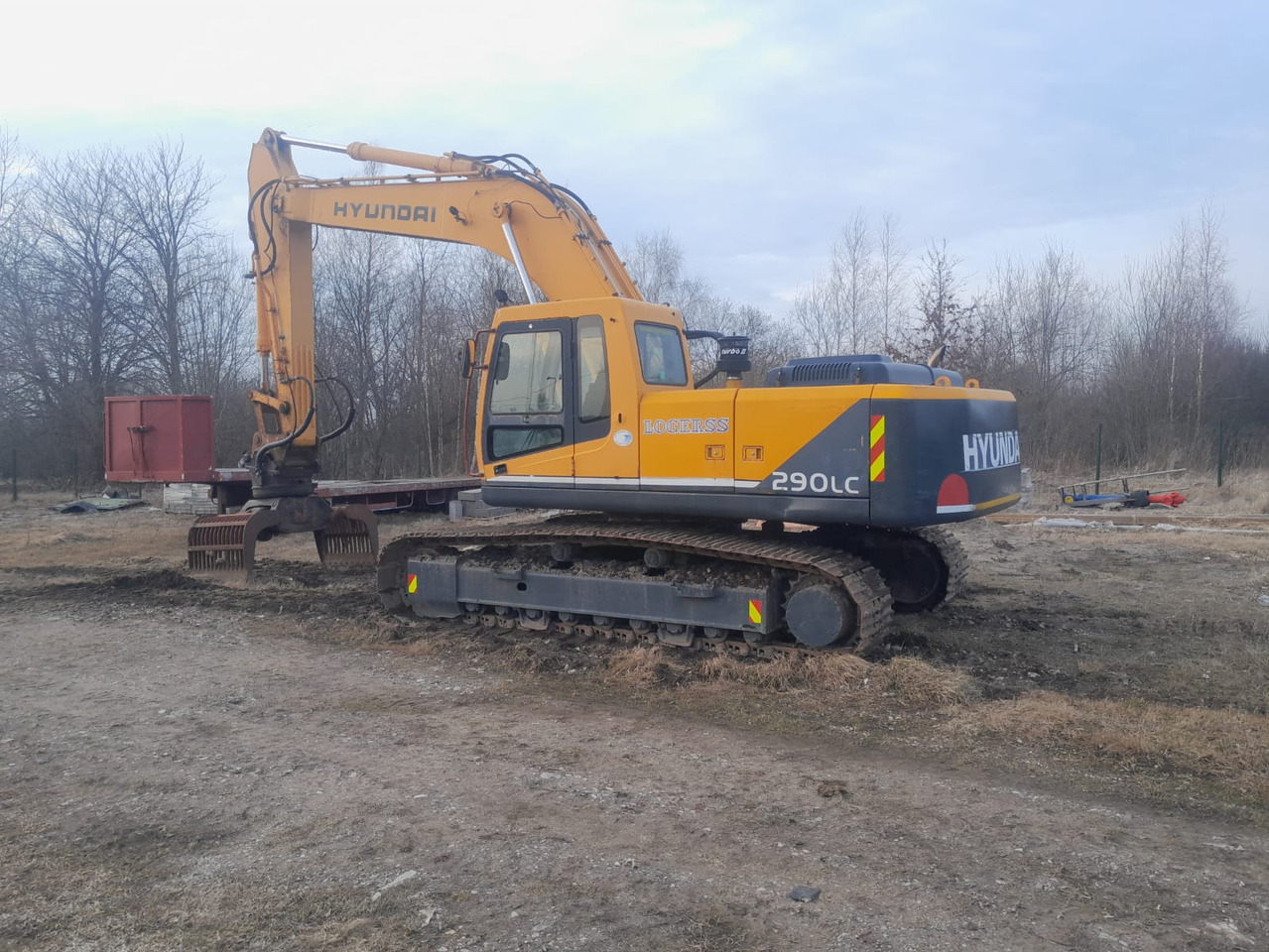 Hyundai 290LC-7 - Máy xúc bánh xích: hình 2 Hyundai 290LC-7 - Máy xúc bánh xích: hình 2